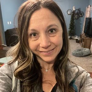 Meet your Posher, Cristin